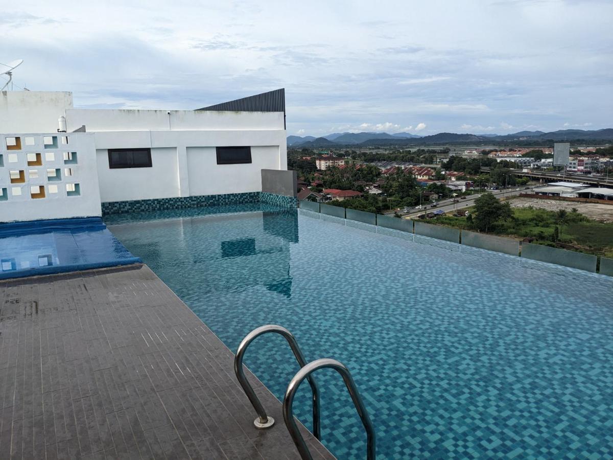Alor Setar Imperio By Im Staycation 3Bedroom & Rooftop Pool エクステリア 写真
